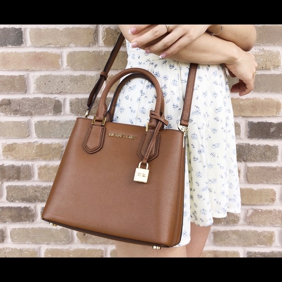 ‼️SOLD‼️MICHAEL KORS Adele Mercer Medium Luggage - Picture 7 of 7